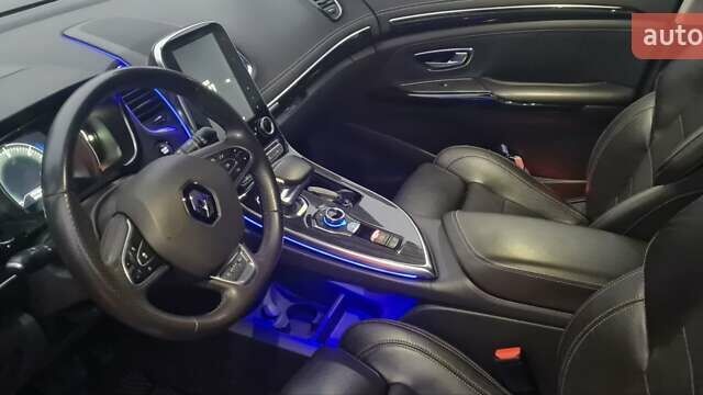 Рено Эспейс 2015 в Киеве на Automoto.ua Серый Рено Эспейс, объемом двигателя 1.6 л и пробегом 177 тыс. км за 17600 $, фото 8 на Automoto.ua
