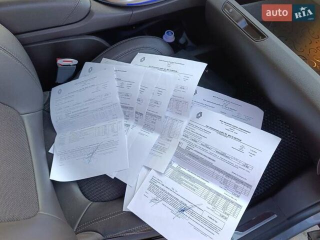 Серый Рено Эспейс, объемом двигателя 1.6 л и пробегом 137 тыс. км за 16000 $, фото 35 на Automoto.ua