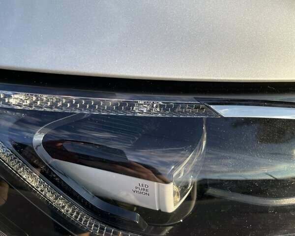 Серый Рено Эспейс, объемом двигателя 1.6 л и пробегом 252 тыс. км за 15500 $, фото 28 на Automoto.ua