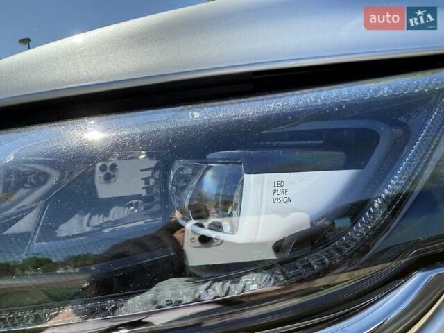 Серый Рено Эспейс, объемом двигателя 1.6 л и пробегом 138 тыс. км за 15500 $, фото 28 на Automoto.ua