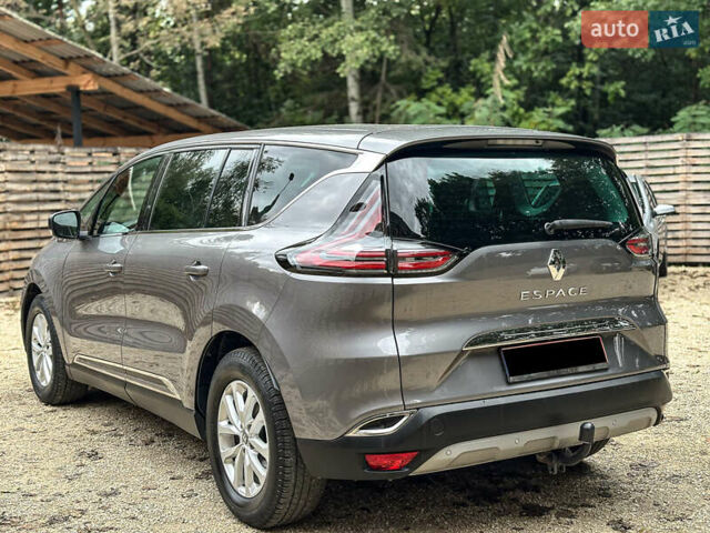 Рено Эспейс 2015 в Бродах на Automoto.ua Серый Рено Эспейс, объемом двигателя 1.6 л и пробегом 236 тыс. км за 14700 $, фото 16 на Automoto.ua