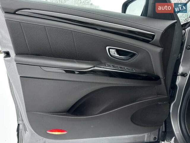Сірий Рено Еспейс, об'ємом двигуна 1.6 л та пробігом 191 тис. км за 15450 $, фото 17 на Automoto.ua