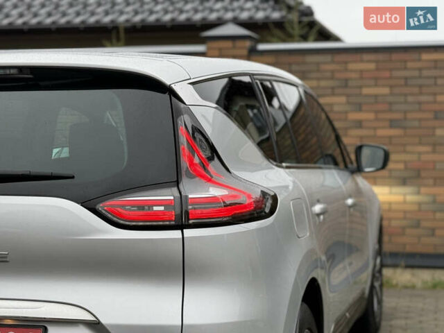 Сірий Рено Еспейс, об'ємом двигуна 1.6 л та пробігом 174 тис. км за 17800 $, фото 27 на Automoto.ua