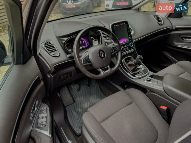 Рено Эспейс 2015 в Бродах на Automoto.ua Серый Рено Эспейс, объемом двигателя 1.6 л и пробегом 236 тыс. км за 14700 $, фото 64 на Automoto.ua