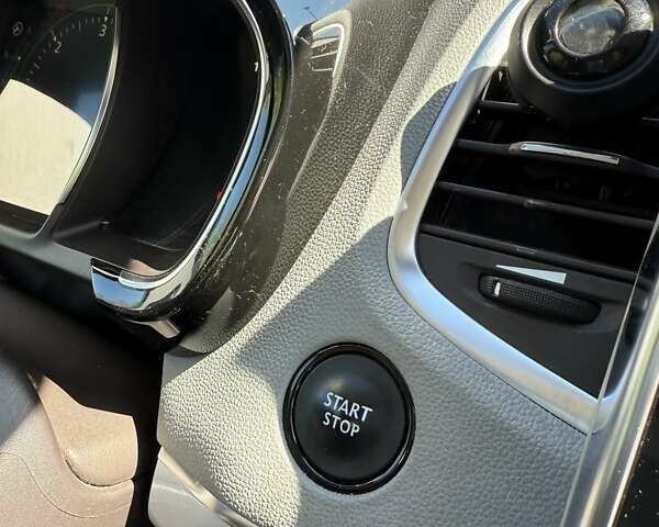 Серый Рено Эспейс, объемом двигателя 1.6 л и пробегом 138 тыс. км за 15500 $, фото 24 на Automoto.ua