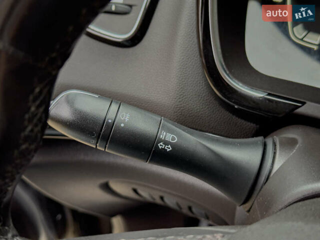 Рено Эспейс 2015 в Бродах на Automoto.ua Серый Рено Эспейс, объемом двигателя 1.6 л и пробегом 236 тыс. км за 14700 $, фото 81 на Automoto.ua