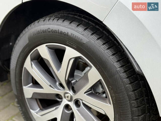 Сірий Рено Еспейс, об'ємом двигуна 1.6 л та пробігом 174 тис. км за 17800 $, фото 23 на Automoto.ua