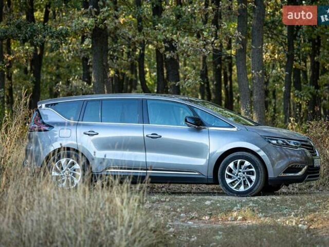 Серый Рено Эспейс, объемом двигателя 1.6 л и пробегом 170 тыс. км за 16500 $, фото 2 на Automoto.ua