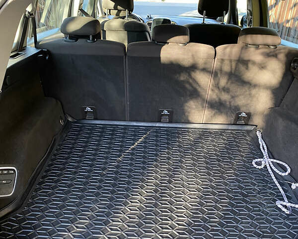 Серый Рено Эспейс, объемом двигателя 1.6 л и пробегом 225 тыс. км за 15000 $, фото 21 на Automoto.ua