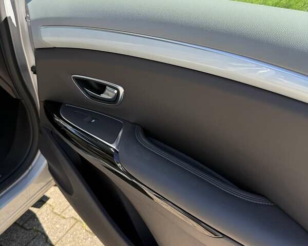 Серый Рено Эспейс, объемом двигателя 1.6 л и пробегом 138 тыс. км за 15500 $, фото 5 на Automoto.ua