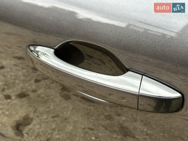 Рено Эспейс 2015 в Бродах на Automoto.ua Серый Рено Эспейс, объемом двигателя 1.6 л и пробегом 236 тыс. км за 14700 $, фото 59 на Automoto.ua