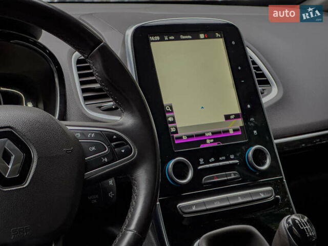 Рено Эспейс 2015 в Бродах на Automoto.ua Серый Рено Эспейс, объемом двигателя 1.6 л и пробегом 236 тыс. км за 14700 $, фото 98 на Automoto.ua