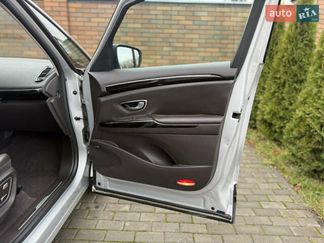 Сірий Рено Еспейс, об'ємом двигуна 1.6 л та пробігом 174 тис. км за 17500 $, фото 51 на Automoto.ua