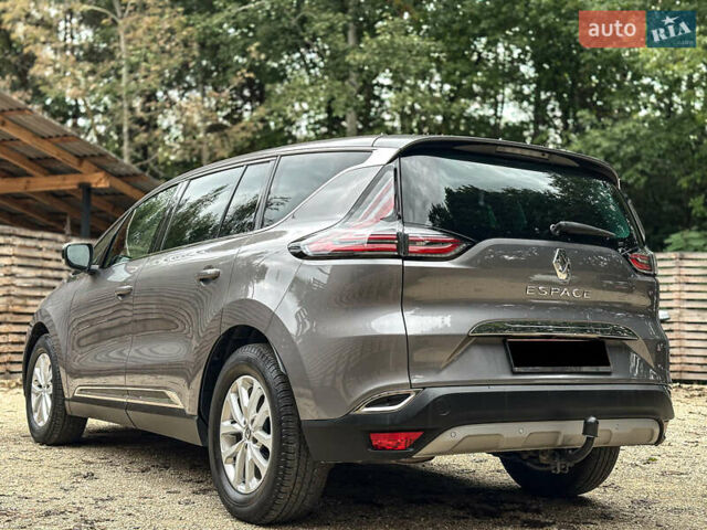 Рено Эспейс 2015 в Бродах на Automoto.ua Серый Рено Эспейс, объемом двигателя 1.6 л и пробегом 236 тыс. км за 14700 $, фото 15 на Automoto.ua