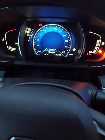 Серый Рено Эспейс, объемом двигателя 1.6 л и пробегом 195 тыс. км за 16200 $, фото 73 на Automoto.ua