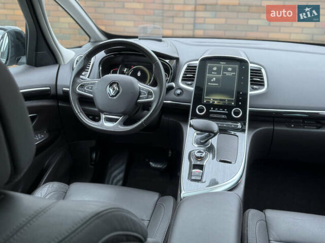 Сірий Рено Еспейс, об'ємом двигуна 1.6 л та пробігом 174 тис. км за 17800 $, фото 43 на Automoto.ua