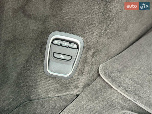 Сірий Рено Еспейс, об'ємом двигуна 1.6 л та пробігом 174 тис. км за 17800 $, фото 75 на Automoto.ua