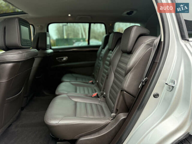 Сірий Рено Еспейс, об'ємом двигуна 1.6 л та пробігом 174 тис. км за 17800 $, фото 72 на Automoto.ua