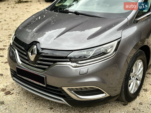 Рено Эспейс 2015 в Бродах на Automoto.ua Серый Рено Эспейс, объемом двигателя 1.6 л и пробегом 236 тыс. км за 14700 $, фото 32 на Automoto.ua
