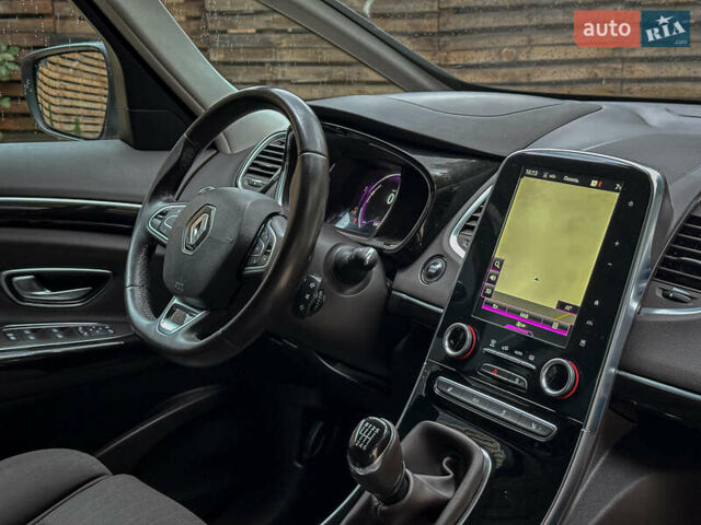 Рено Эспейс 2015 в Бродах на Automoto.ua Серый Рено Эспейс, объемом двигателя 1.6 л и пробегом 236 тыс. км за 14700 $, фото 115 на Automoto.ua