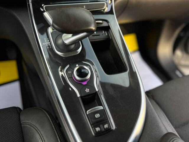 Серый Рено Эспейс, объемом двигателя 1.6 л и пробегом 261 тыс. км за 15500 $, фото 12 на Automoto.ua