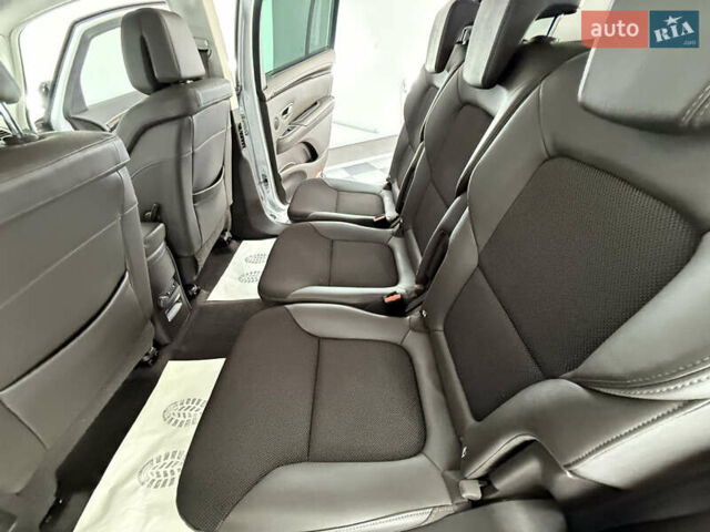 Серый Рено Эспейс, объемом двигателя 1.6 л и пробегом 136 тыс. км за 15999 $, фото 44 на Automoto.ua