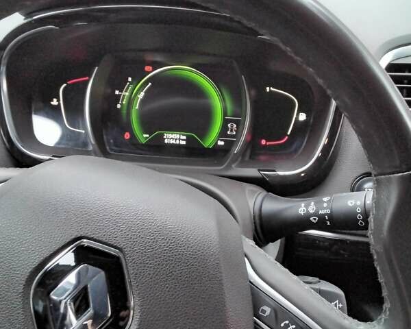 Серый Рено Эспейс, объемом двигателя 1.6 л и пробегом 230 тыс. км за 17000 $, фото 20 на Automoto.ua