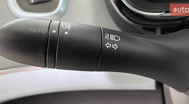 Сірий Рено Еспейс, об'ємом двигуна 1.6 л та пробігом 191 тис. км за 16950 $, фото 15 на Automoto.ua