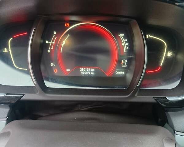 Серый Рено Эспейс, объемом двигателя 1.6 л и пробегом 230 тыс. км за 17400 $, фото 79 на Automoto.ua