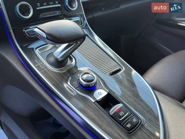 Рено Эспейс 2016 в Львове на Automoto.ua Серый Рено Эспейс, объемом двигателя 1.6 л и пробегом 177 тыс. км за 18700 $, фото 11 на Automoto.ua