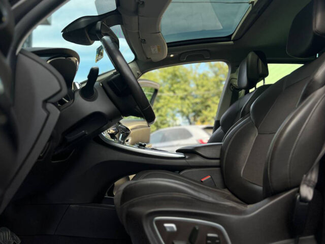 Серый Рено Эспейс, объемом двигателя 1.6 л и пробегом 261 тыс. км за 15500 $, фото 7 на Automoto.ua