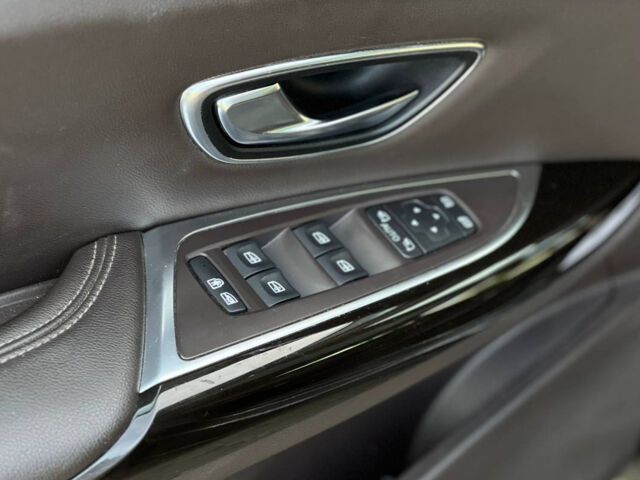 Серый Рено Эспейс, объемом двигателя 1.6 л и пробегом 261 тыс. км за 15500 $, фото 6 на Automoto.ua