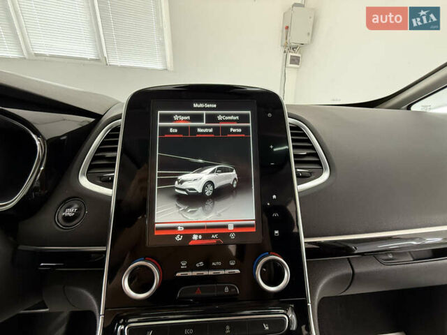Рено Еспейс 2016 у Трускавце на Automoto.ua Сірий Рено Еспейс, об'ємом двигуна 1.6 л та пробігом 136 тис. км за 15999 $, фото 61 на Automoto.ua