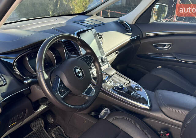 Серый Рено Эспейс, объемом двигателя 1.6 л и пробегом 202 тыс. км за 16900 $, фото 3 на Automoto.ua