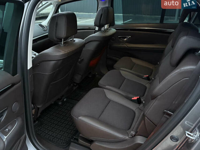 Серый Рено Эспейс, объемом двигателя 1.6 л и пробегом 115 тыс. км за 16700 $, фото 53 на Automoto.ua