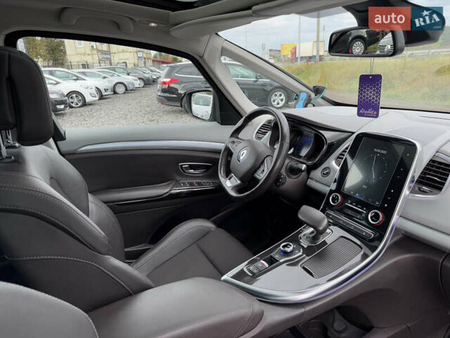 Серый Рено Эспейс, объемом двигателя 1.6 л и пробегом 190 тыс. км за 16600 $, фото 4 на Automoto.ua