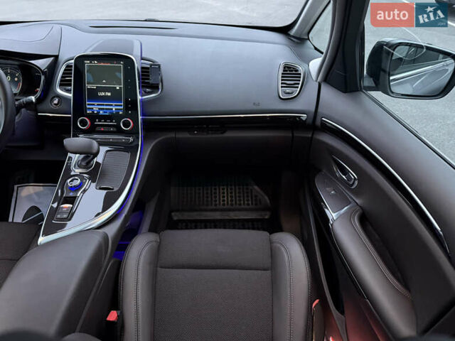 Серый Рено Эспейс, объемом двигателя 1.6 л и пробегом 115 тыс. км за 16700 $, фото 49 на Automoto.ua