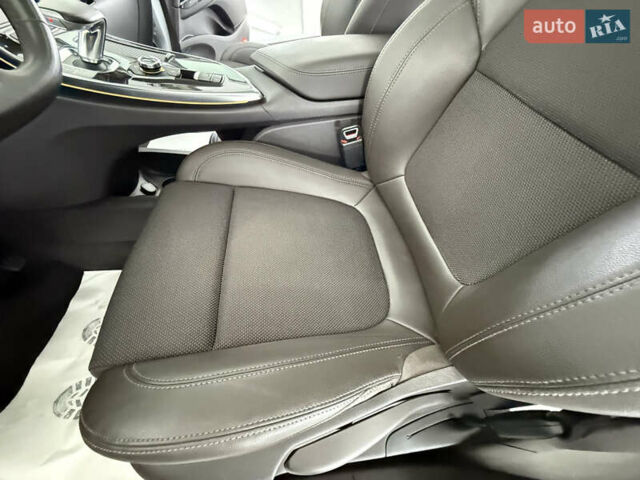 Рено Еспейс 2016 у Трускавце на Automoto.ua Сірий Рено Еспейс, об'ємом двигуна 1.6 л та пробігом 136 тис. км за 15999 $, фото 55 на Automoto.ua