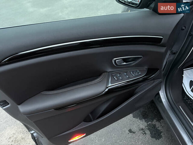 Серый Рено Эспейс, объемом двигателя 1.6 л и пробегом 115 тыс. км за 16700 $, фото 23 на Automoto.ua