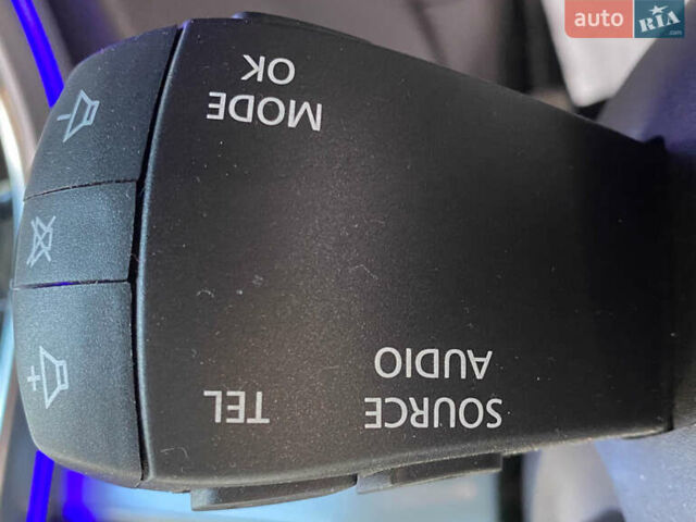 Сірий Рено Еспейс, об'ємом двигуна 1.6 л та пробігом 191 тис. км за 16950 $, фото 21 на Automoto.ua