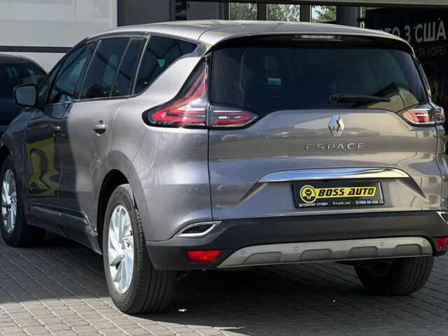 Серый Рено Эспейс, объемом двигателя 1.6 л и пробегом 261 тыс. км за 15500 $, фото 3 на Automoto.ua