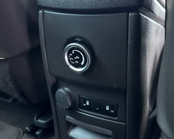 Серый Рено Эспейс, объемом двигателя 1.6 л и пробегом 205 тыс. км за 16750 $, фото 35 на Automoto.ua