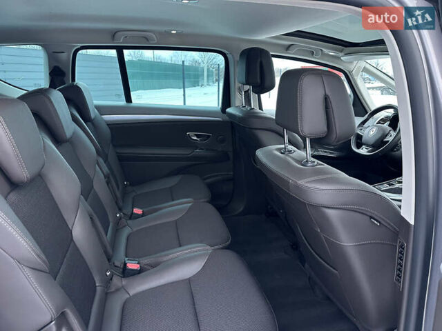 Серый Рено Эспейс, объемом двигателя 1.6 л и пробегом 205 тыс. км за 16750 $, фото 30 на Automoto.ua