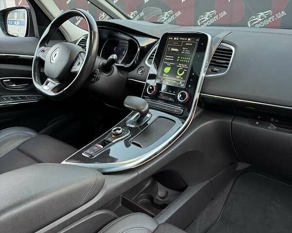 Сірий Рено Еспейс, об'ємом двигуна 2 л та пробігом 219 тис. км за 16500 $, фото 30 на Automoto.ua