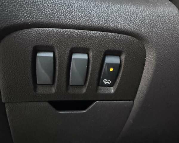 Сірий Рено Еспейс, об'ємом двигуна 2 л та пробігом 219 тис. км за 16500 $, фото 21 на Automoto.ua