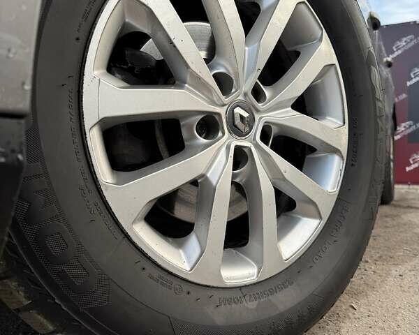 Сірий Рено Еспейс, об'ємом двигуна 2 л та пробігом 219 тис. км за 16500 $, фото 5 на Automoto.ua