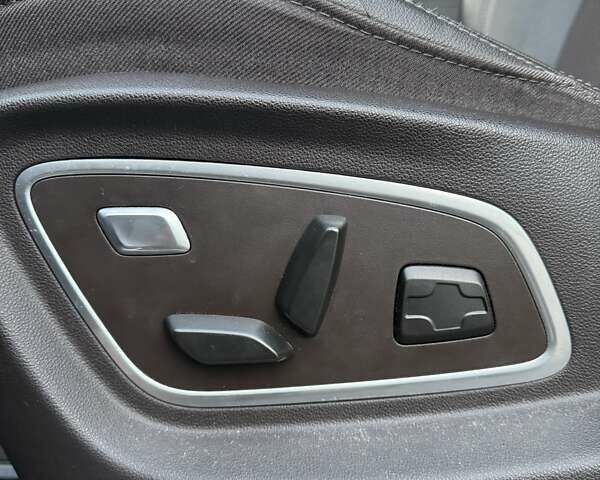 Сірий Рено Еспейс, об'ємом двигуна 2 л та пробігом 219 тис. км за 16500 $, фото 28 на Automoto.ua