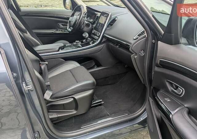 Серый Рено Эспейс, объемом двигателя 2 л и пробегом 158 тыс. км за 25700 $, фото 37 на Automoto.ua