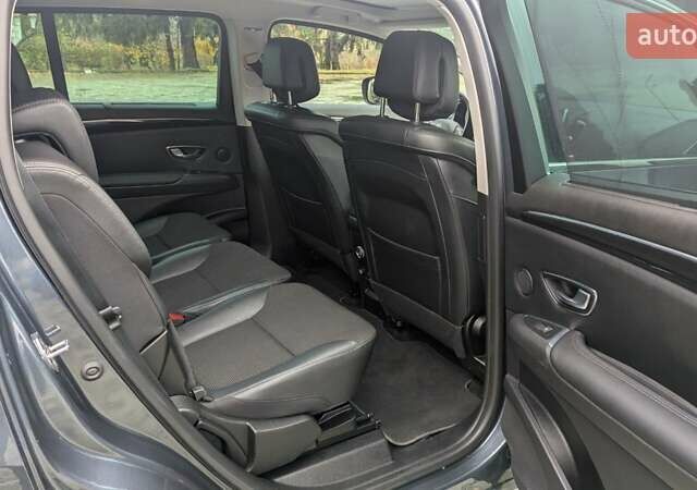 Серый Рено Эспейс, объемом двигателя 2 л и пробегом 158 тыс. км за 25700 $, фото 36 на Automoto.ua