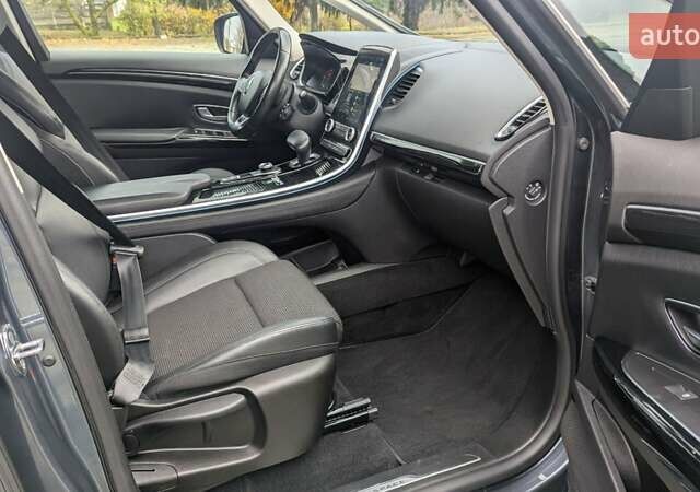 Серый Рено Эспейс, объемом двигателя 2 л и пробегом 158 тыс. км за 25700 $, фото 33 на Automoto.ua